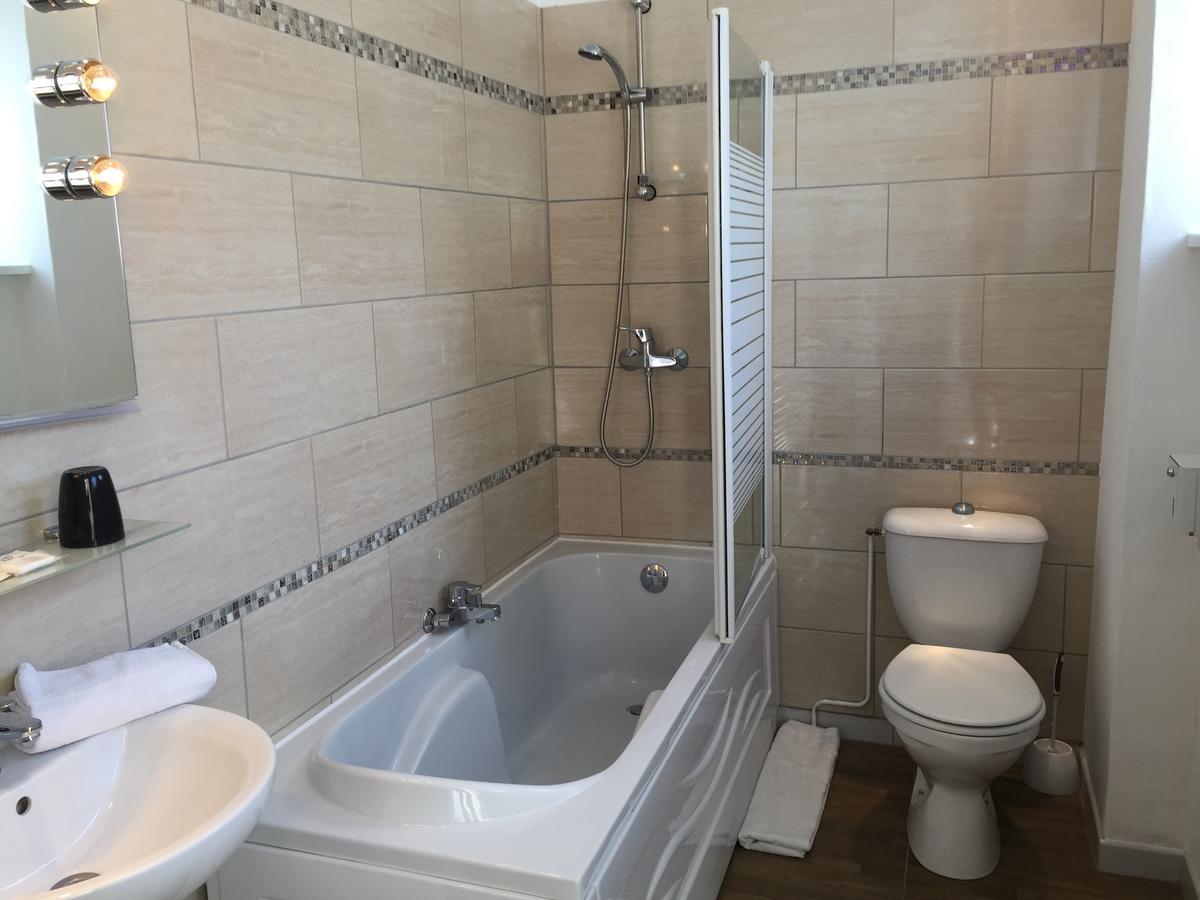 Hotel Memorial Сен-Кантен Екстер'єр фото