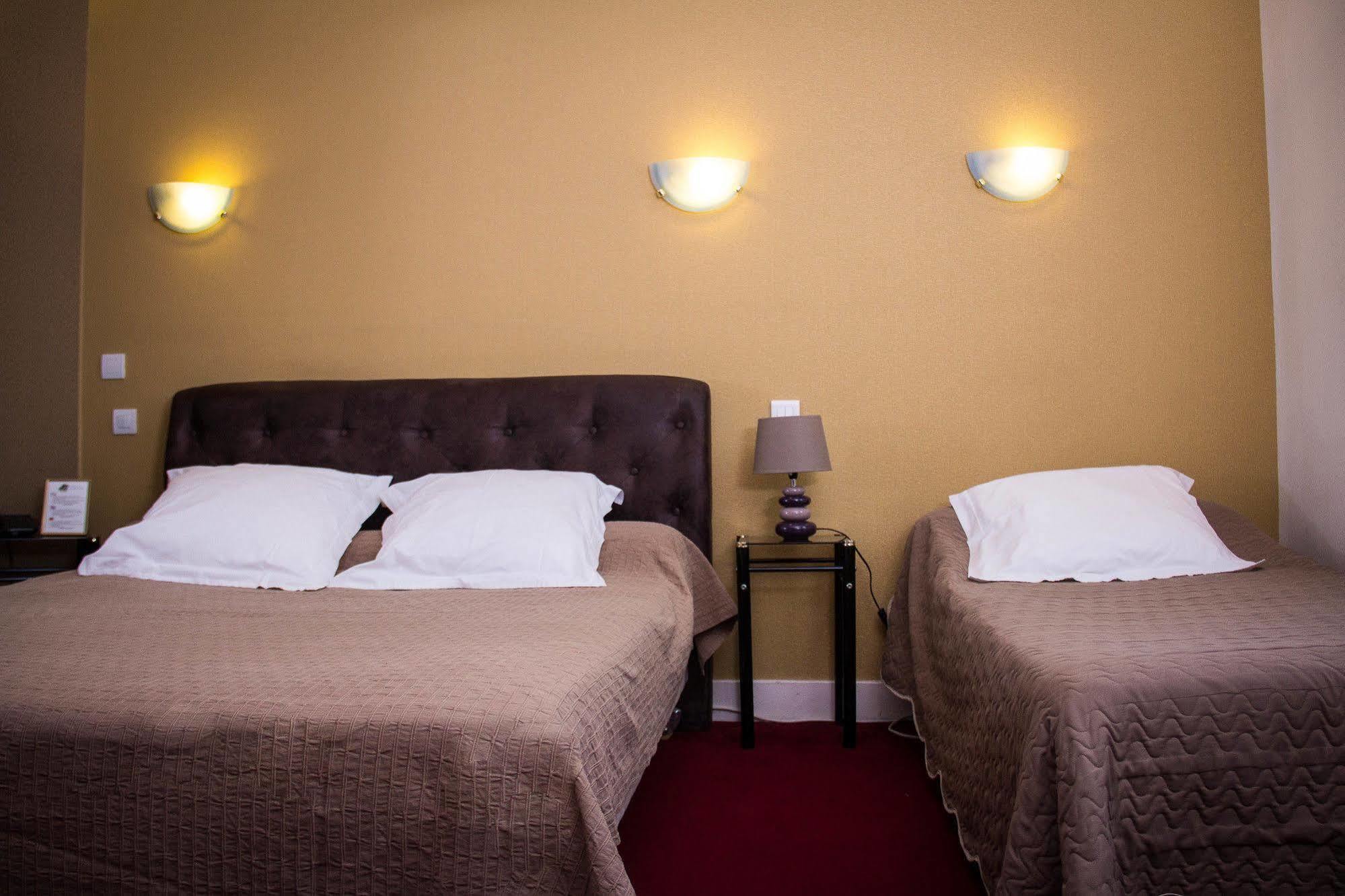 Hotel Memorial Сен-Кантен Екстер'єр фото