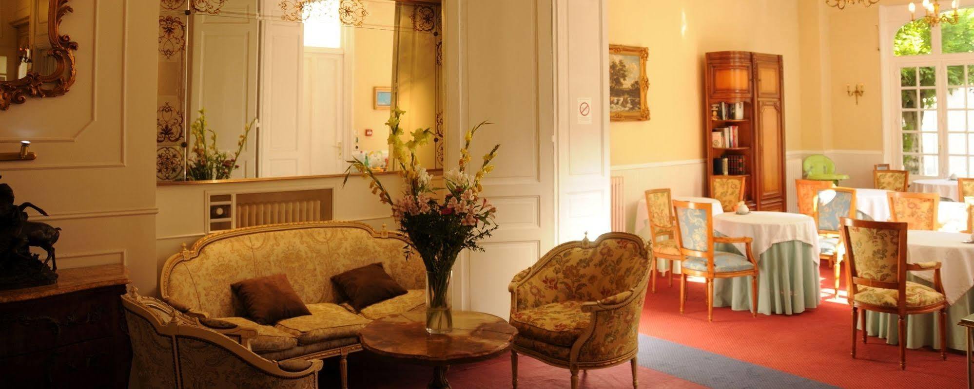Hotel Memorial Сен-Кантен Екстер'єр фото